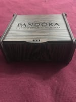 Pandora Tarz, Tarz, İnci Charmlı Bileklik, Ahşap Kutu Içerisinde, Yeni Yıl, Yılbaşı