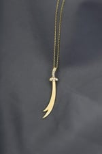Papatya Silver 925 Ayar Gümüş Gold Kaplama Dikey Taşlı Zülfikar Kılıç Kolye