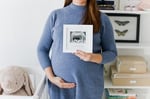 Pearhead İlk Görüşte Aşk Sonogram Resim Çerçevesi, Hamilelik Hatırası Fotoğraf Çerçevesi, Cinsiyetsiz Bebek Odası Dekoru, Anneler Günü Aksesuarı, Beyaz