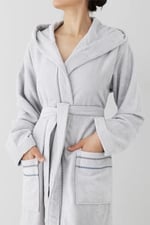 Profundo Robe Fog - Ekstra Yumusak, Modern ve Ozel Tasarim%100 Pamuk unisex Kapusonlu Bornoz