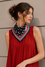 Puantiye Çerçeve Desen Siyah-Kırmızı Soft Bandana Fular 50x50 cm
