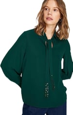 Pul Detaylı Bluz