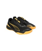 PUMA Solarstrike III İç mekan saha ayakkabısıUnisex Yetişkin