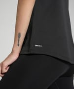PUMA W Tad Essential Vneck Tee Tişörtler Üniseks Yetişkin