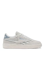 Reebok Kadın Club C Revenge hafif atletizm ayakkabı, beyaz Beyaz Size: