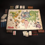 Risk Kutu Oyunu | 2-5 Oyuncu İçin Strateji Oyunu | Gençler, Yetişkinler ve Aileler İçin Strateji Masa Oyunu | Fetih ve Dünya Hakimiyeti Temalı Oyun | 10 Yaş ve Üzeri | Türkçe Versiyon
