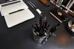 rOtring 1904753 Tikky Grafik Fiber Uçlu Kalem, Siyah Mürekkep, Kahverengi Gövde, 0.3 mm - Bedenler: 0.1 Mm, 0.2 Mm, 0.3 Mm, 0.5 Mm, 0.4 Mm, 0.7 Mm, 0.8 Mm