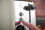 Russell Hobbs Ekmek kızartma makinesi [2 dilim için] Colours Plus Inox krem (ekstra geniş yuvalar, 6 kademeli hızlı kızartma, kaldırma ve kontrol, buz çözme, ısıtma, 1600 W) Toaster 26551-56