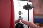 Russell Hobbs Ekmek kızartma makinesi [2 dilim için] Colours Plus paslanmaz çelik kırmızı (ekstra geniş yuvalar, 6 kademeli hızlı kızartma, kaldırma ve kontrol, buz çözme, ısıtma, 1600W) Toaster 26554