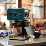 Russell Hobbs Espresso Makinesi Distinctions Paslanmaz Çelik Okyanus Mavisi (15 Bar, 1 ve 2 Bardak Takma, ESE Pedleri, Otomatik Dozajlama ve Man.Seçeneği, Sıcak Su ve Süt Köpüğü için Buhar Nozulu)