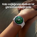 Samsung Galaxy Watch9 Gümüş, 44mm, Bluetooth, İncelik, Konfor, İkonik Tasarım, Kişiselleştirilmiş Uyku Deneyimi, Sağlık Koçu, 445 mAh Pil, Konuşmak için Bileğini Kaldır (Samsung Türkiye Versiyonu)
