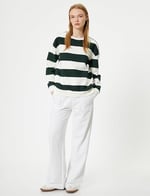 Şardonlu Bisiklet Yaka Sweatshirt Relax Fit Uzun Kollu