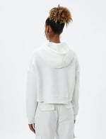 Şardonlu Kapüşonlu Sweatshirt Slogan Baskılı Asimetrik Kesim