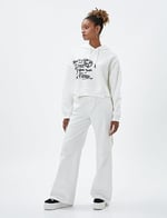 Şardonlu Kapüşonlu Sweatshirt Slogan Baskılı Asimetrik Kesim