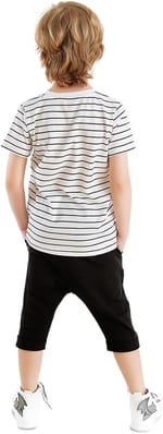 Sevimli Dino Erkek Çocuk T-shirt Kapri Şort Takım