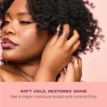SheaMoisture Coconut & Hibiscus Tutuş ve Parlaklık İçin Nemlendirici Saç Spreyi 237 ml