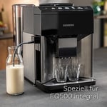Siemens TZ50001 süt kabı adaptörü, özellikle harici süt kapları kullanmak için Siemens EQ.500 tam otomatik kahve makineleri geliştirildi, orijinal aksesuarlar, bulaşık makinesinde yıkanabilir, siyah
