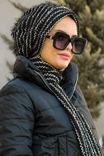 Siyah Beyaz Atkılı Bere - 30202