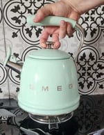 Smeg 50's Style Set Üstü Düdüklü Kettle Pastel Yeşil 2.3 lt