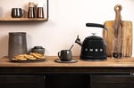 Smeg 50's Style Siyah Set Üstü Düdüklü Kettle 2.3 lt