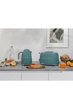 Smeg KLF03EGMEU Su Isıtıcısı Zümrüt Yeşili, Estetik 50'li Yılların Tarzı