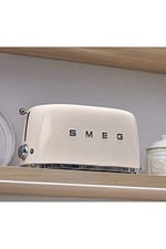 Smeg TSF02CREU Ekmek Kızartma Makinesi, Krem