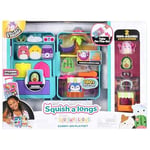 Squish-a-longs by Squishmallows hareketli bavul oyun seti, 2 x 2,5 cm mini squish, 3 oyun kademesi, 6 yaş ve 2 adet oyun aksesuarları - Koleksiyon, takas et oyun