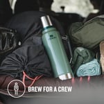 Stanley Classic Legendary Vakumlu Çelik Termos, 1.9 Litre, Yeşil (Hammertone Green)