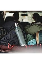 Stanley Classic Legendary Vakumlu Çelik Termos, 1.9 Litre, Mat Siyah