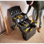 Stanley - FatMax Mobil Iş Istasyonu (54,9 X 73,3 X 41,3 Cm, Ağır Yük Tekerlekleri, Otomatik Güvenlik Kilidi, Iz Edilebilir Teleskopik Sap, Yan Saplar) 1-94-210