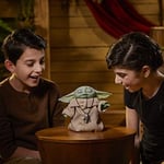 Star Wars The Child Animatronik Sürüm | 25'ten Fazla Ses ve Hareket Kombinasyonu | Star Wars: The Mandalorian Oyuncağı | 4 Yaş ve Üzeri Çocuklar İçin