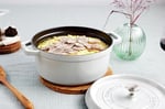 Staub Döküm Tencere Yuvarlak 26 cm Beyaz