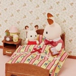 Sylvanian Families 5019 Yarı Çift Kİşilik Yatak Oyuncak Bebek ve Aksesuarlar