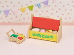 Sylvanian Families Epoch ESF5709 Tavşan ve Panda Bebeğin Oyun Odası Oyuncak