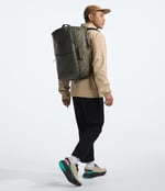 THE NORTH FACE Base Camp Voyager Travel erkek sırt çantası (1'li paket)