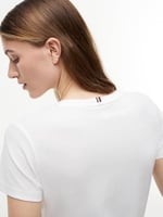 Tommy Hilfiger Heritage bisiklet yaka tişörtTişörtKadın