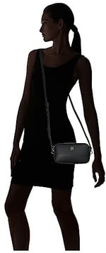 Tommy Hilfiger TH EMBLEM CAMERA BAG Çanta Kadın