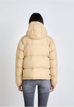 Tommy Jeans Kadın TJW ALASKA PUFFER EXT Ceket DW0DW18610