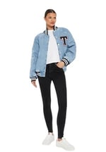 Tommy Jeans SYLVIA HGH SKN CG4282 CO Kadın Kot Pantolon, İndigo, 28W / 30L