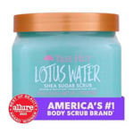 Tree Hut Lotus Su Shea Şeker Ovma | Peeling Vücut Ovma Yumuşak ve Nemlendirilmiş Bir His için Ölü, Kuru Cildi Temizler | Besleyici Temel Vücut Bakımı | 18 oz.
