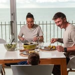 TrendPlain 470 ml zeytinyağı şişesi, 2'si 1 arada yağ püskürtücü, yemek pişirme, salata ve ızgara için mutfak gereçleri, kül grisi