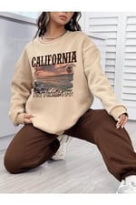 TrendSeninle Kadın Bej California Seaside Baskılı Oversize Alt Üst Eşofman Takımı