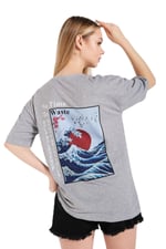 TrendSeninle Kadın Oversize Gri Japanese Sırt Baskılı T-shirt