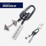 TROIKA Fitness NEVER GIVE UP anahtarlık, karabina kancalı, dekoratif tırmanma halatında 2 kolye ucu: Dambıl ve plaka, çinko alaşım, krom kaplama, siyah, gümüş rengi orijinal, Siyah/Gümüş Renkleri,