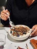 Tropikal Meyveli Granola
