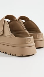 UGG Goldenglow Slide SandaletKadın