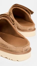 UGG KADIN W GOLDENSTAR CLOG Terlik