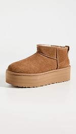 UGG W CLASSIC ULTRA MINI PLATFORM 1135092