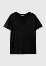 United Colors of Benetton Viskoz Karışımlı Geniş V Yaka Basic T-Shirt T-Shirt Kadın