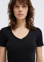 V Yaka Siyah Basic Tişört Fitted/Vücuda Oturan Kesim 1601040-900